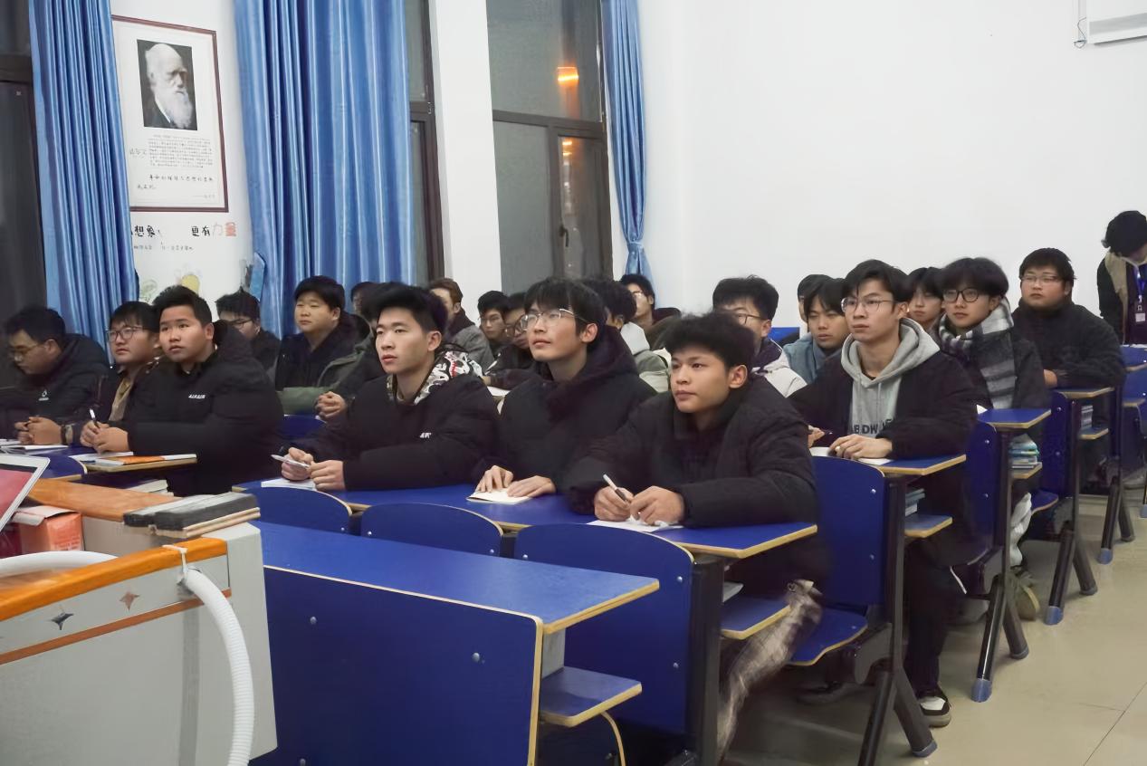 2713205cee21cc57cb577940440d287