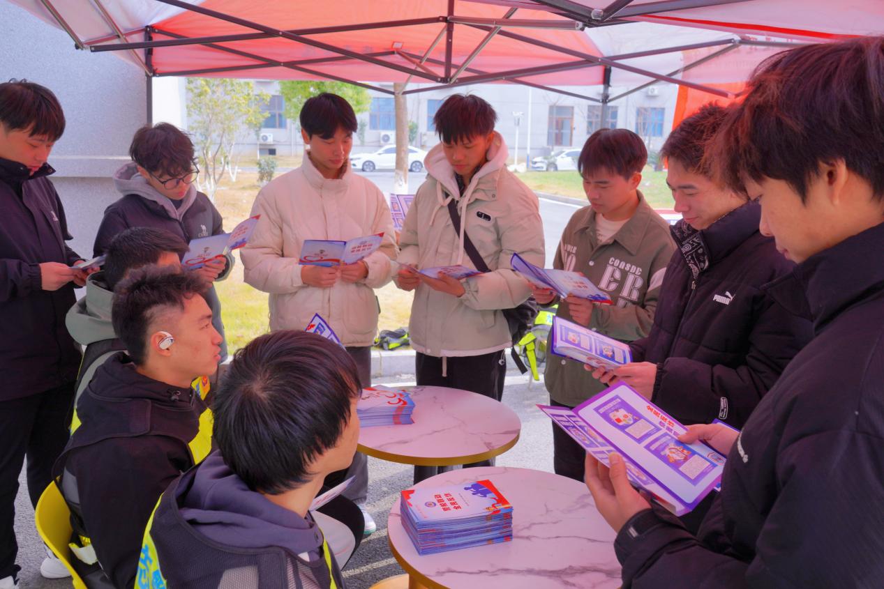 f9731461a4a7e2891aebd467b6a8f53