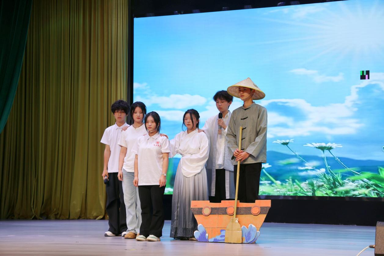 50b19bc0d8ed388531c1f5c6b100bfc