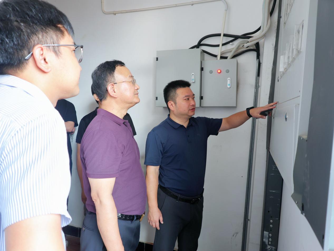 60815044deb458307d55dc4c4977eff